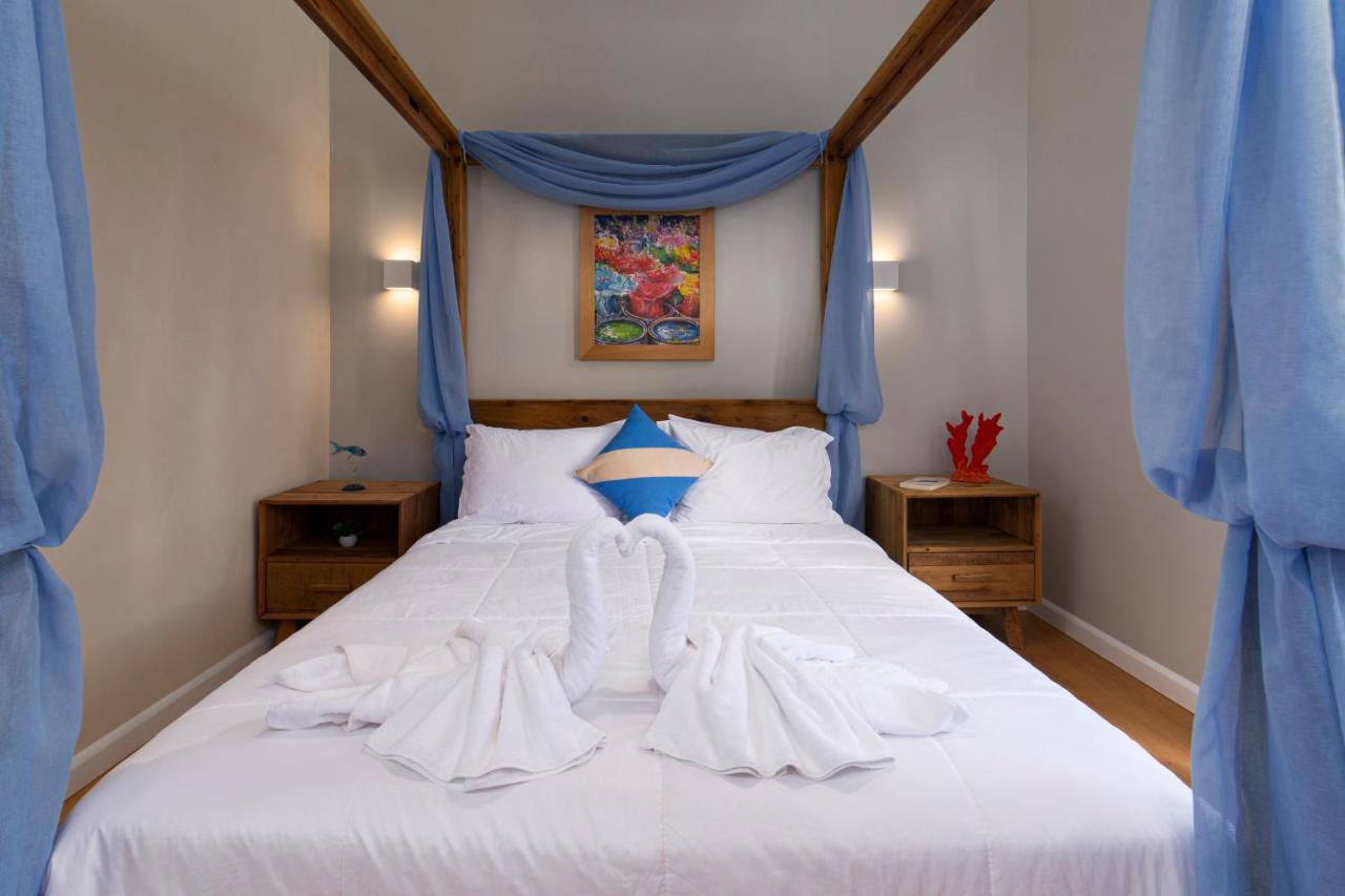 Andros 4 All Seasons Villas & Suites Ormos  Exterior photo